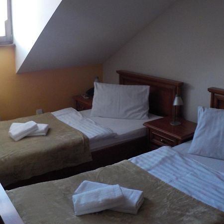 Hotel Krivan Kysucke Nove Mesto Zewnętrze zdjęcie