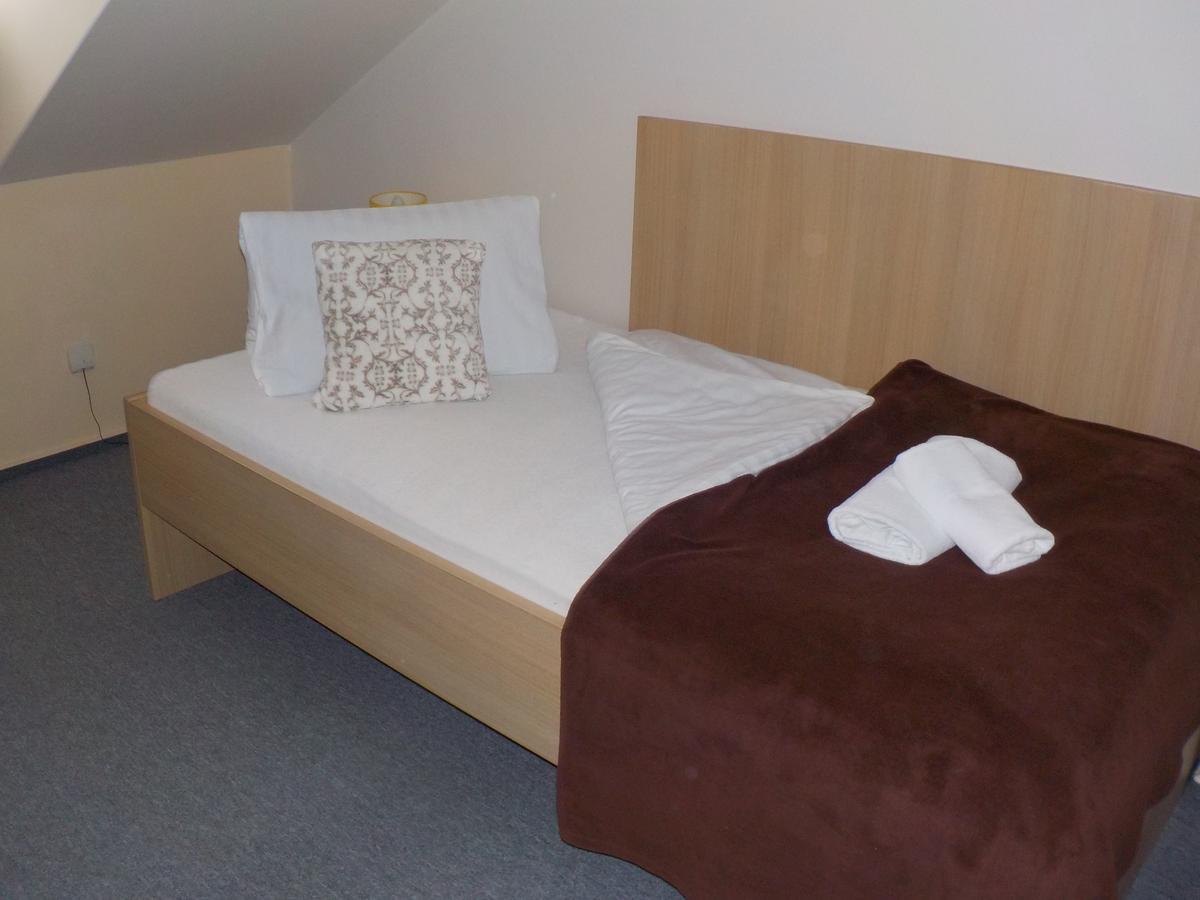 Hotel Krivan Kysucke Nove Mesto Pokój zdjęcie